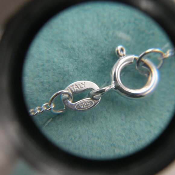 New Return to Tiffany & Co 925 Silver Mini Heart Tag Pendant 18" Chain Necklace - Picture 6 of 10